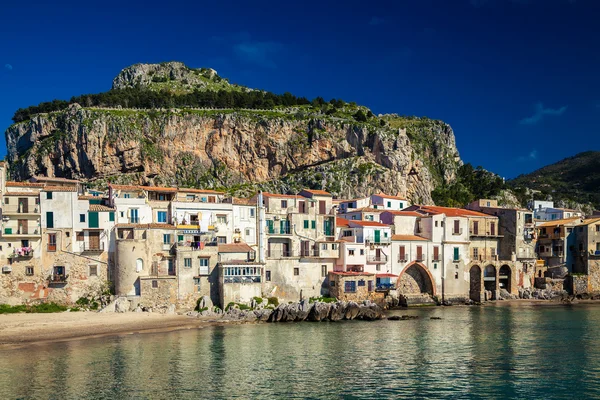 Old houses in Cefalu — Stock Photo, Image