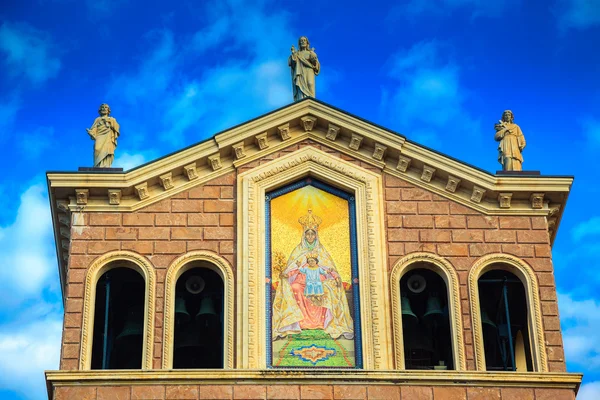 Parte superior de la Iglesia de la Virgen Negra en Tindari —  Fotos de Stock