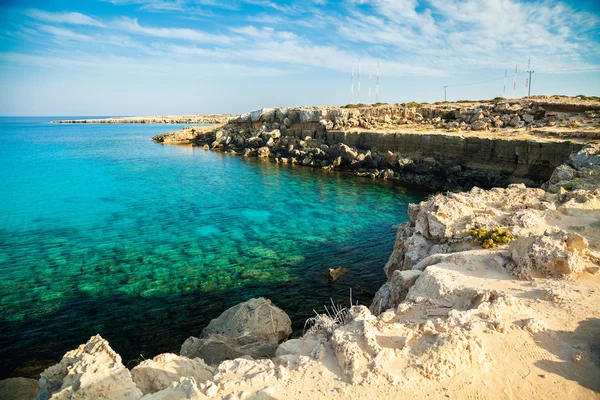 Rocky coastline at the natural park Cape Greco — Stock Photo, Image