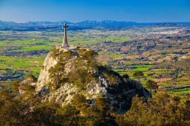 Santuario de San Salvador adlı çapraz