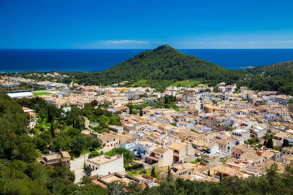 Il piccolo paese Capdepera — Foto Stock