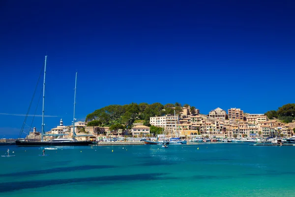 Yacht nel porto di Port de Soller — Foto Stock