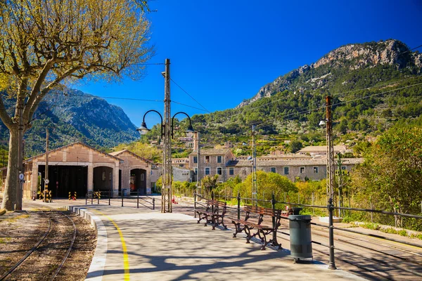 Railway station in mountains — Stock Photo, Image