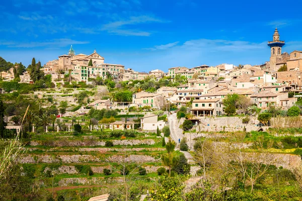 バルデモサ、丘の上の小さな村 — ストック写真