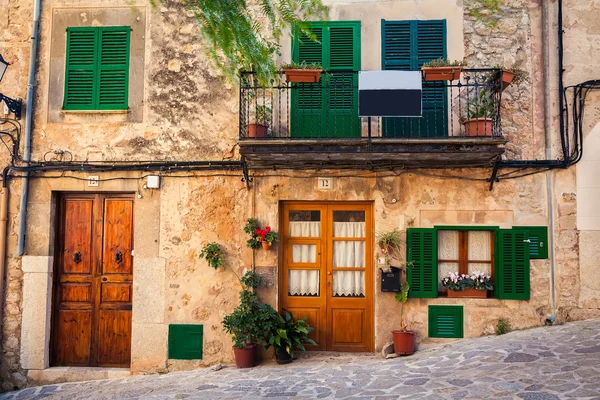 Typisch huis weergave in Valldemossa — Stockfoto