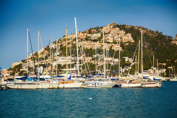 Yachts in Port d'Andratx — Stock Photo, Image