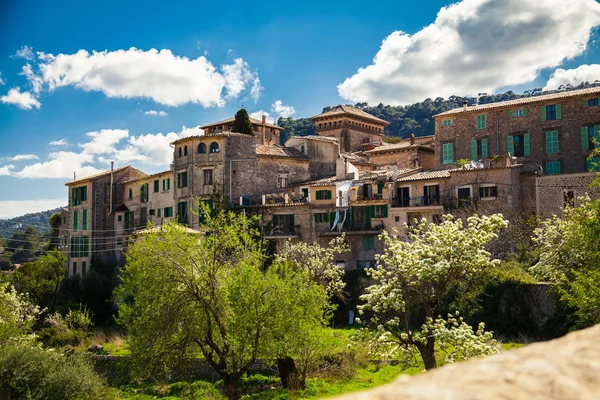 Obytné domy ve Valldemosse — Stock fotografie