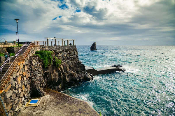 Small city beach in Funchal — Stock Photo, Image