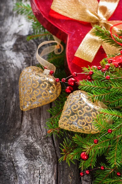 Fond en bois de Noël avec cadeau — Photo