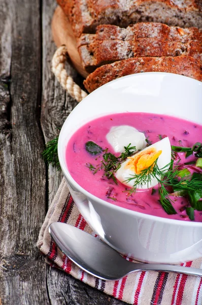 The beetroot soup with egg — Stock Photo, Image