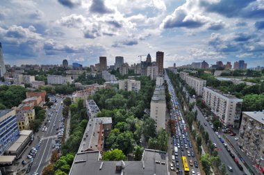 Ukrayna, Kiev, Ocak 2015: yolda trafik sıkışıklığı