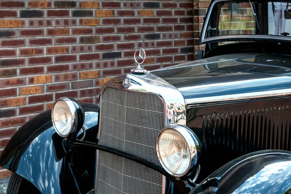 Vieille Voiture Noire Vintage Mercedes Close — Photo