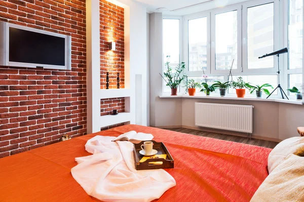 Großes modernes Schlafzimmer . — Stockfoto