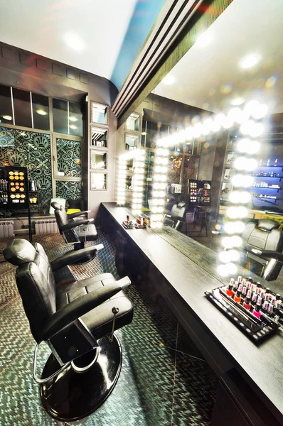 Interieur van luxe beauty salon — Stockfoto