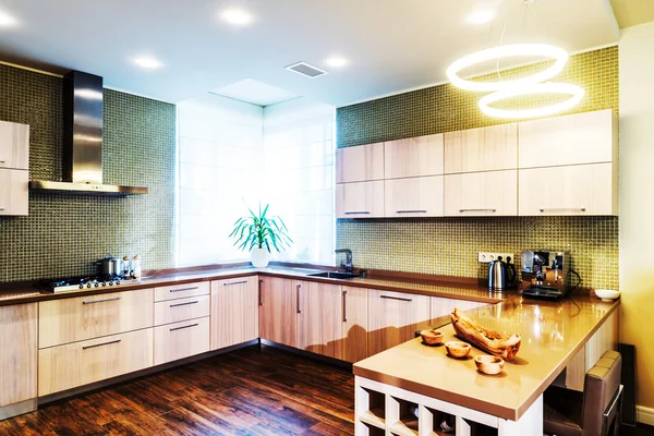 Modern mutfağın içi.