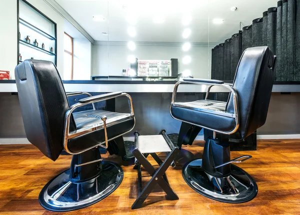 Chaise de client dans le salon de coiffure — Photo