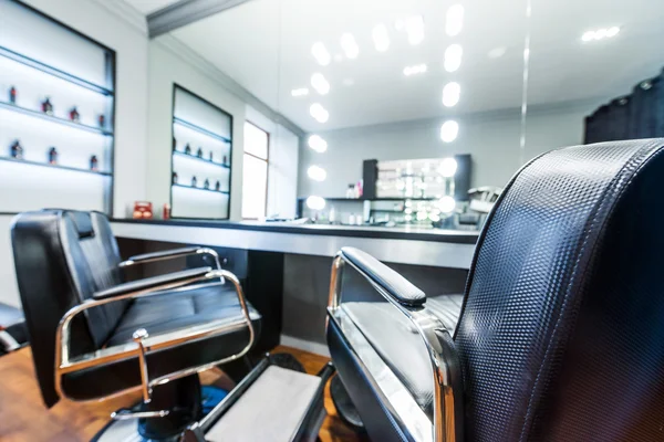 Sedia del cliente in negozio di barbiere — Foto Stock