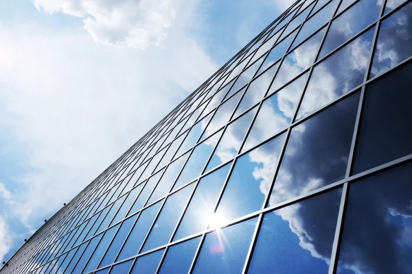 Moderna pared de cristal azul de rascacielos —  Fotos de Stock
