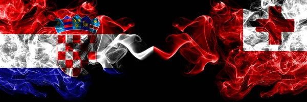 Croácia Croata Tonga Bandeiras Místicas Fumegantes Colocadas Lado Lado Bandeiras — Fotografia de Stock
