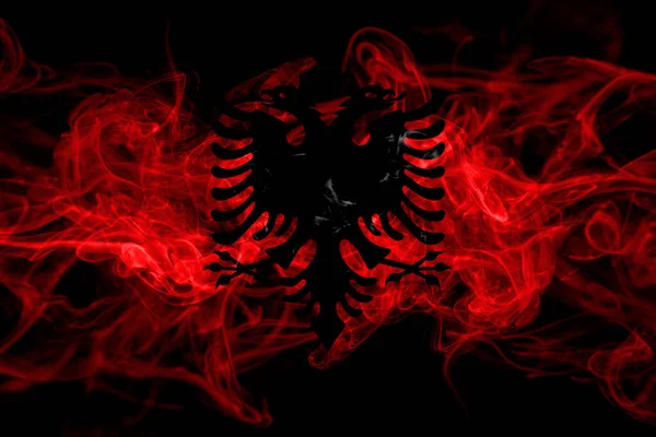 Arnavutluk Arnavut Duman Bayrağı Siyah Arkaplanda Izole Edildi — Stok fotoğraf
