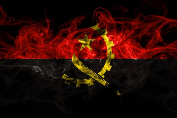 Angola Bandiera Fumo Angolana Isolata Sfondo Nero — Foto Stock