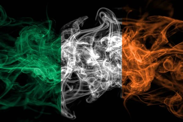 Irland Irländsk Rök Flagga Isolerad Svart Bakgrund — Stockfoto