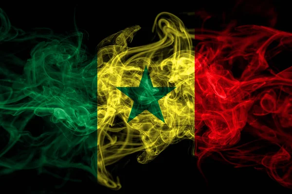 Сенегал Флаг Дыма Изолированы Черном Фоне — стоковое фото