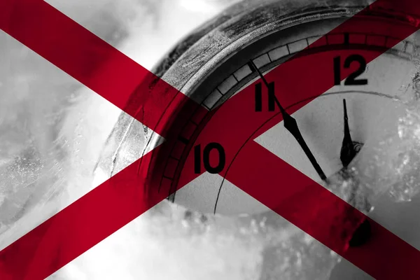 Alabama Alabamian Flag Clock Close Midnight Background Happy New Year — Stock Photo, Image