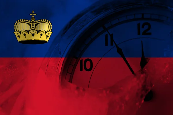 Lichtenštejnská Vlajka Hodinami Téměř Půlnoc Pozadí Šťastný Nový Rok Koncept — Stock fotografie