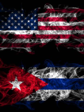 Amerika Birleşik Devletleri, Amerika, ABD, Amerikan Küba 'ya karşı, yan yana yerleştirilmiş Küba dumanlı mistik bayrakları. Kalın renkli ipeksi soyut duman bayrakları