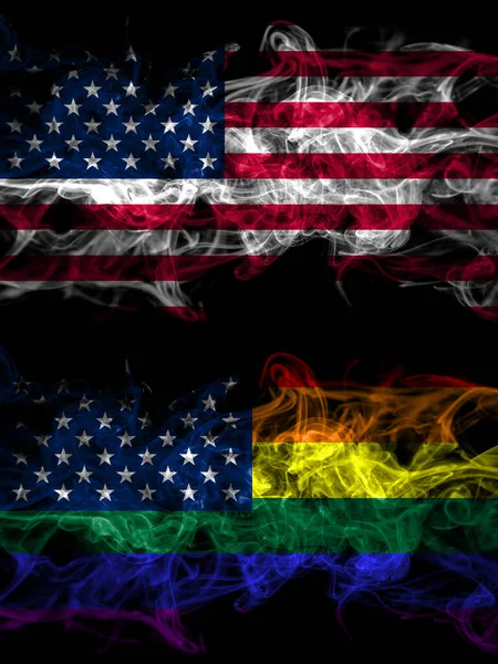アメリカ アメリカ アメリカ アメリカ アメリカの煙霧の神秘的な旗が並んで配置されます 濃い色の絹のような抽象的な煙のフラグ — ストック写真