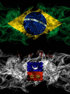 Brezilya, Brezilya Fransa 'ya karşı, Fransız, Mayotte dumanlı mistik bayraklar yan yana. Kalın renkli ipeksi soyut duman bayrakları.