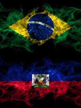 Brezilya, Brezilya, Haiti 'ye karşı yan yana yerleştirilmiş dumanlı mistik bayraklar. Kalın renkli ipeksi soyut duman bayrakları.