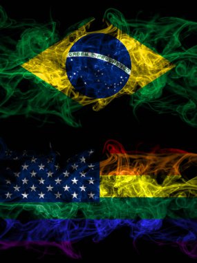 Brezilya, Brezilya, Amerika Birleşik Devletleri, Amerika, ABD, Amerika, Amerika, yan yana yerleştirilmiş eşcinsel dumanlı mistik bayraklar. Kalın renkli ipeksi soyut duman bayrakları.