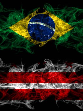 Brezilya, Brezilya, Amerika Birleşik Devletleri, Amerika, ABD, ABD, Amerika, Washington D.C. dumanlı mistik bayrakları ile karşı karşıya. Kalın renkli ipeksi soyut duman bayrakları.