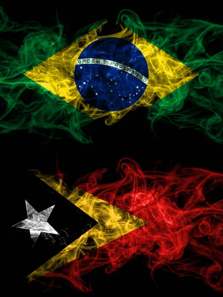 Brazilië Brazilië Oost Timor Timorese Rokerige Mystieke Vlaggen Naast Elkaar — Stockfoto