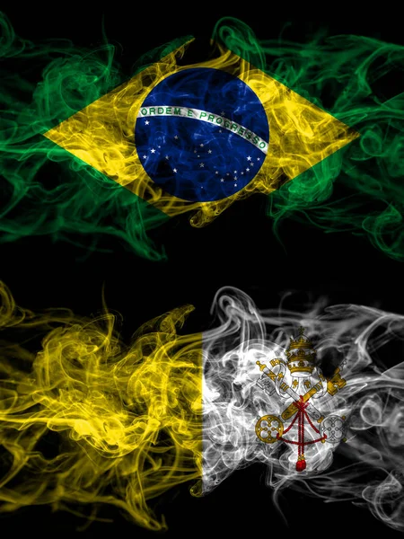 Brasilien Brasilien Gegen Italien Italien Vatikan Rauchige Mystische Flaggen Nebeneinander — Stockfoto
