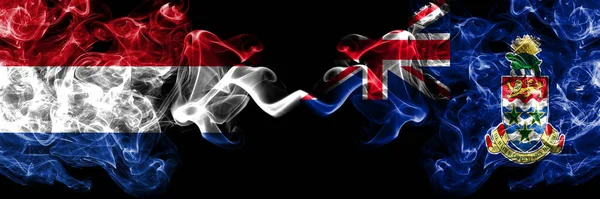 Holanda Grã Bretanha Grã Bretanha Ilhas Cayman Bandeiras Místicas Fumegantes — Fotografia de Stock