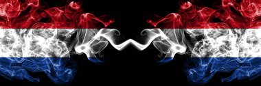 Hollanda, Hollanda 'ya karşı Hollanda, Hollanda yan yana yerleştirilmiş dumanlı mistik bayraklar. Kalın renkli ipeksi soyut duman bayrakları.