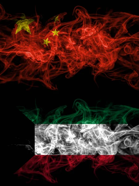 China Chinese Kuwait Kuwaiti Smoky Mystic Flags Placed Side Side — 스톡 사진