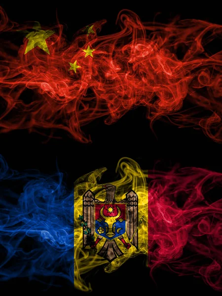 China Chinese Moldova Moldovan Smoky Mystic Flags Placed Side Side — Φωτογραφία Αρχείου