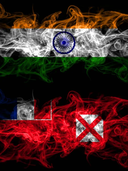 India India Francia Francia Wallis Futuna Banderas Místicas Ahumadas Colocadas — Foto de Stock