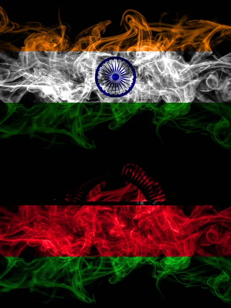 India Indian Malawi Rokerige Mystieke Vlaggen Naast Elkaar Geplaatst Dikke — Stockfoto