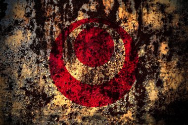 Japon, Japon, Okinawa Valiliği grunge metal arka plan deseninde çizik ve çatlaklarla bayrak