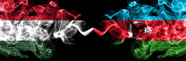 Hongarije Hongarije Azerbeidzjan Azerbeidzjaanse Rokerige Vlaggen Zij Aan Zij — Stockfoto