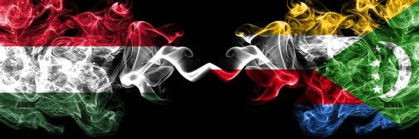Ungern Ungern Mot Komorerna Komorernas Rökiga Flaggor Sida Vid Sida — Stockfoto