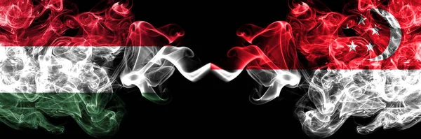 Hungary Hungarian Singapore Smoky Flags Side Side — Stock Photo, Image