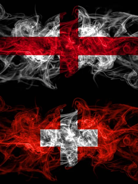Flagga England Engelska Och Schweiz Schweiziska Länder Med Rökig Effekt — Stockfoto