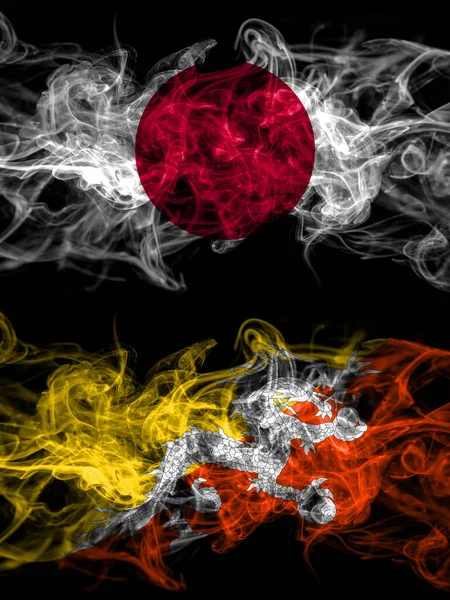 Banderas Humo Japón Japón Bután Bután —  Fotos de Stock