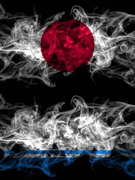 日本和俄罗斯烟熏国旗 阿尔泰共和国 — 图库照片